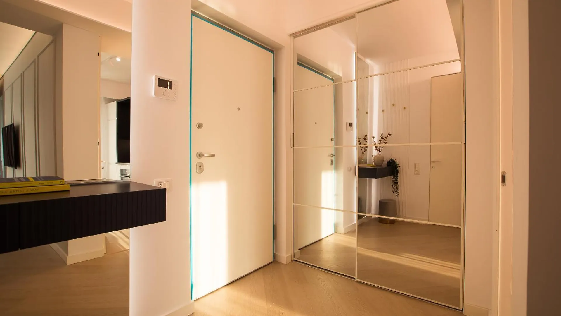 Modern Studio With Balcony In Cortina North Voluntari Apartment