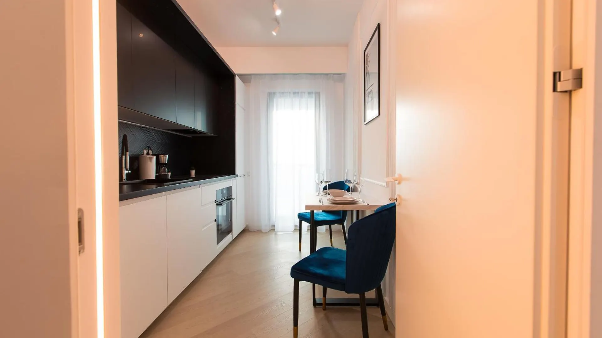 Modern Studio With Balcony In Cortina North Voluntari Romania