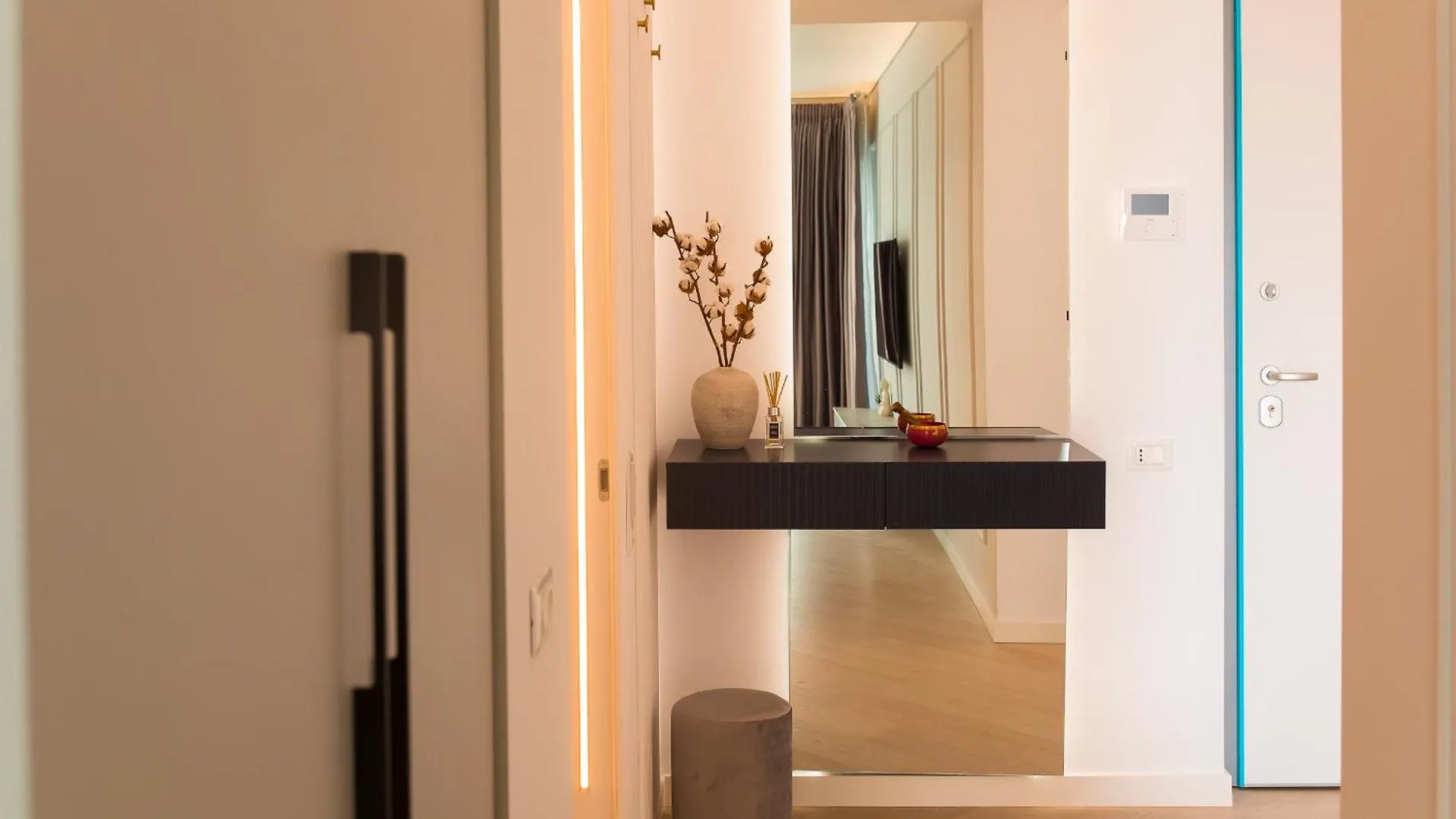 Modern Studio With Balcony In Cortina North Voluntari 0*,